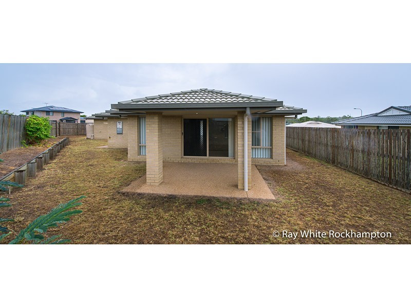 27 Leichhardt Drive, Gracemere QLD 4702