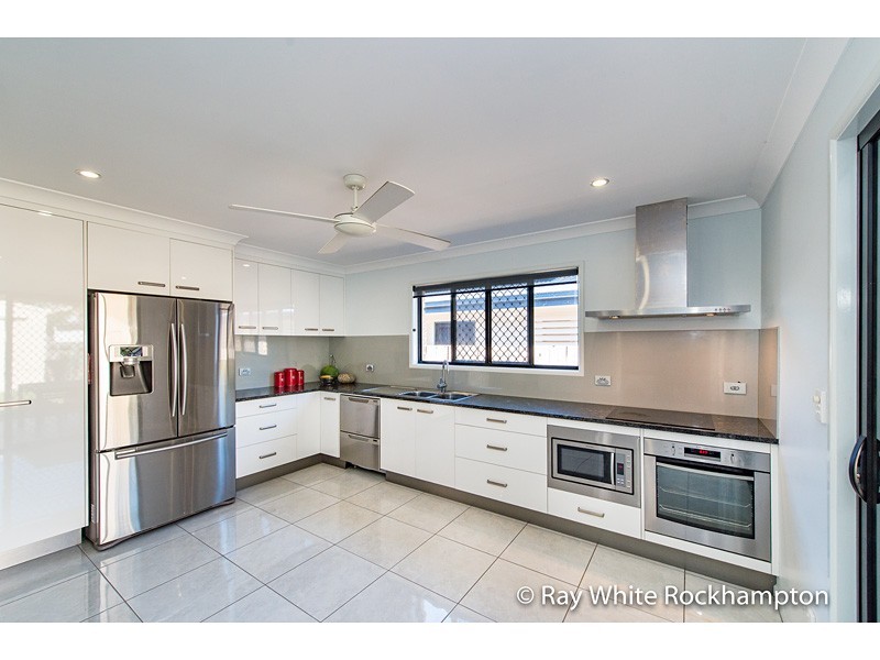 15 Hartley Street, Wandal QLD 4700