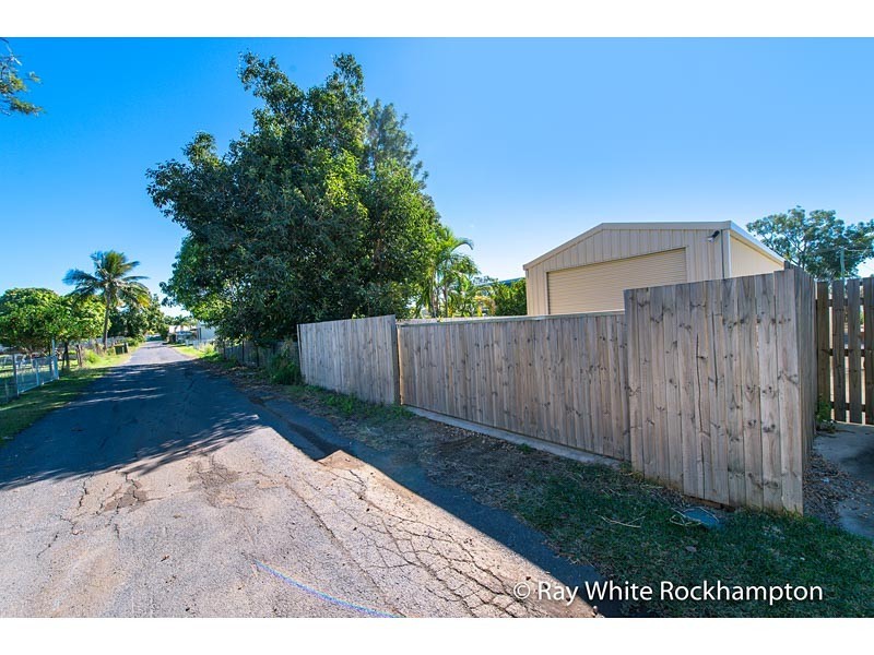 15 Hartley Street, Wandal QLD 4700