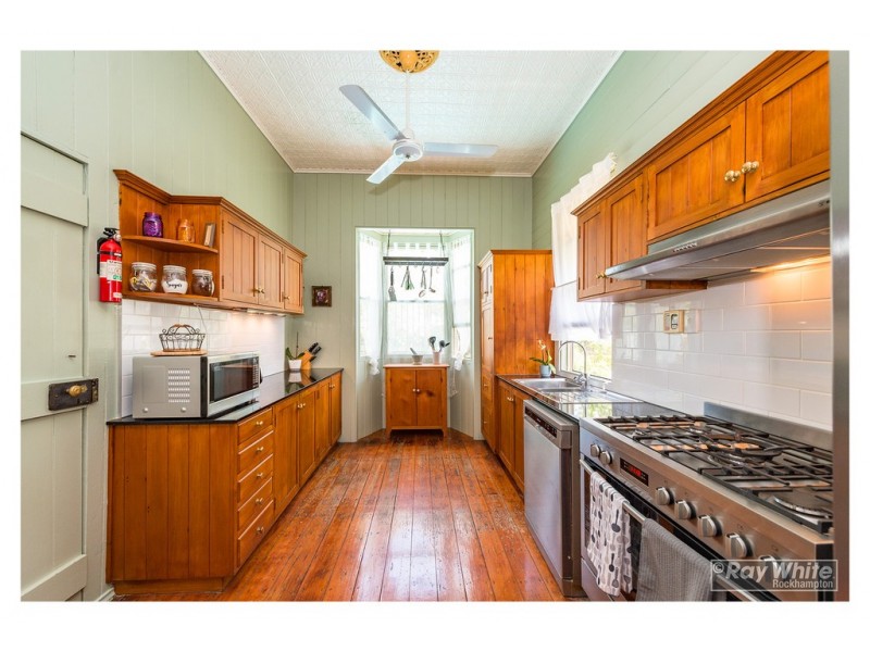 51 Woodville Street, Wandal QLD 4700