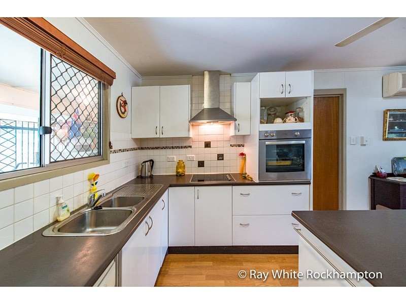166 Lion Creek Road, Wandal QLD 4700