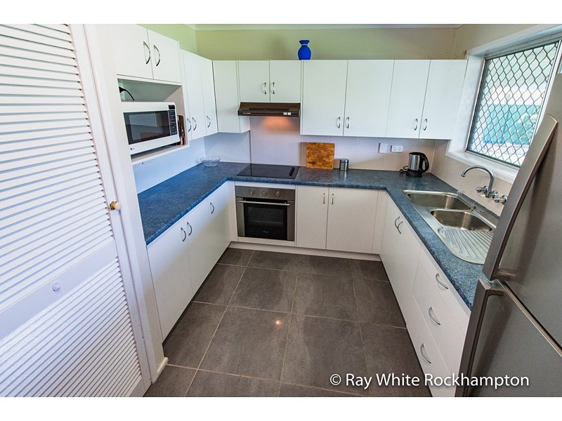 52 Sheehy Street, Park Avenue QLD 4701