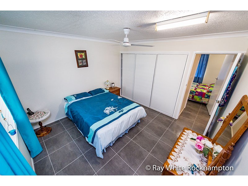 52 Sheehy Street, Park Avenue QLD 4701