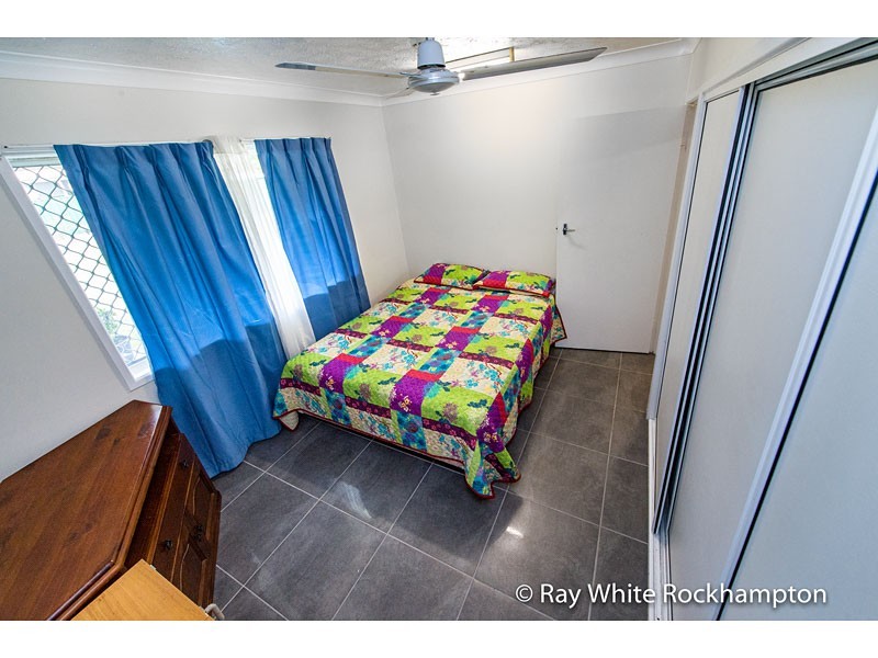 52 Sheehy Street, Park Avenue QLD 4701