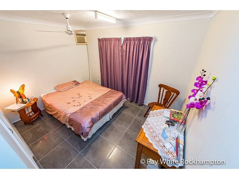 52 Sheehy Street, Park Avenue QLD 4701