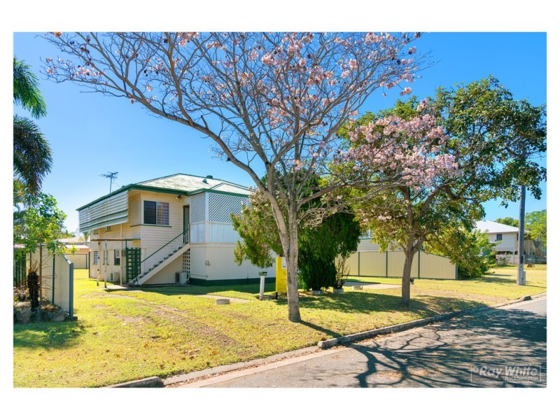 17 Cowap Street, Park Avenue QLD 4701