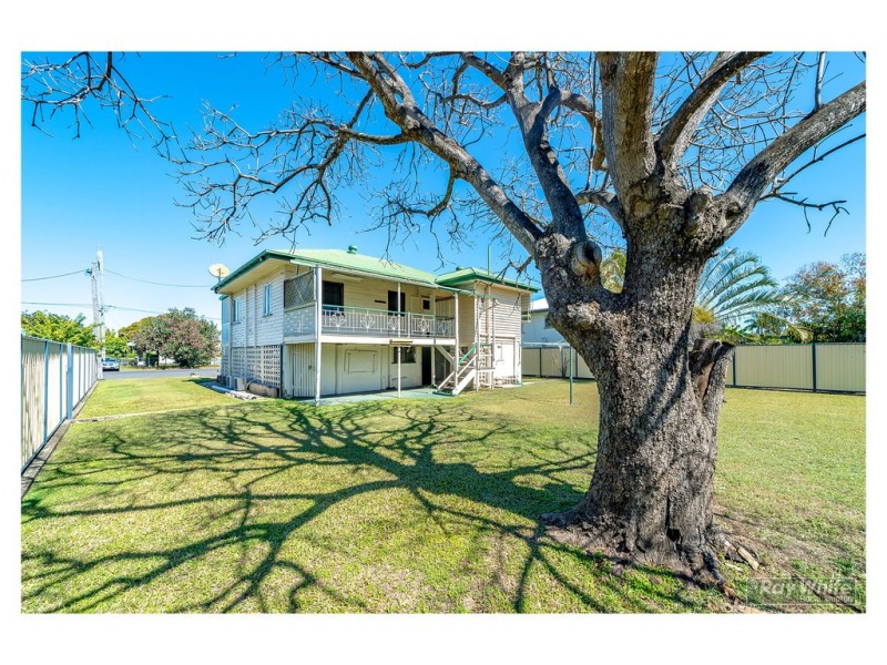 17 Cowap Street, Park Avenue QLD 4701