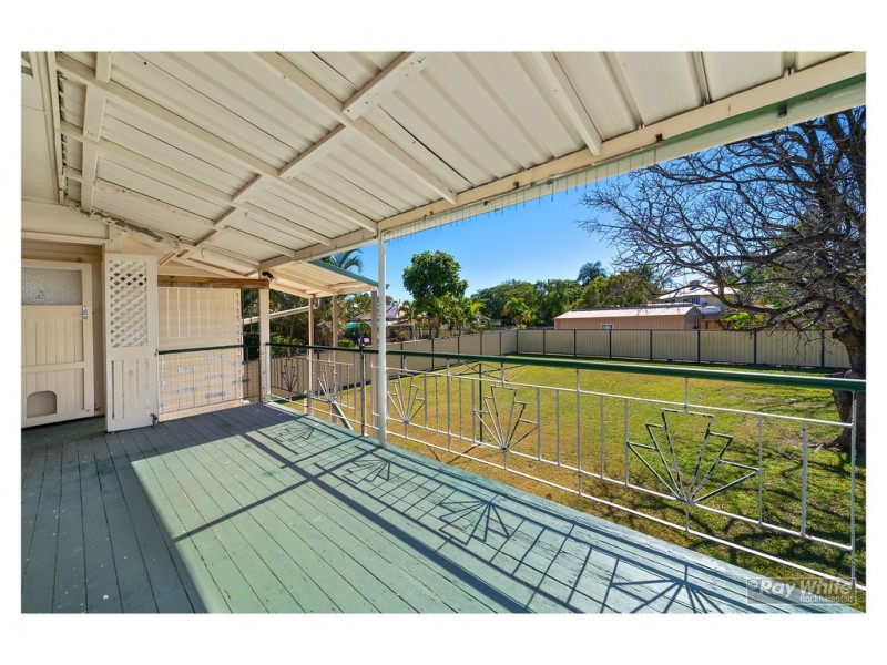 17 Cowap Street, Park Avenue QLD 4701