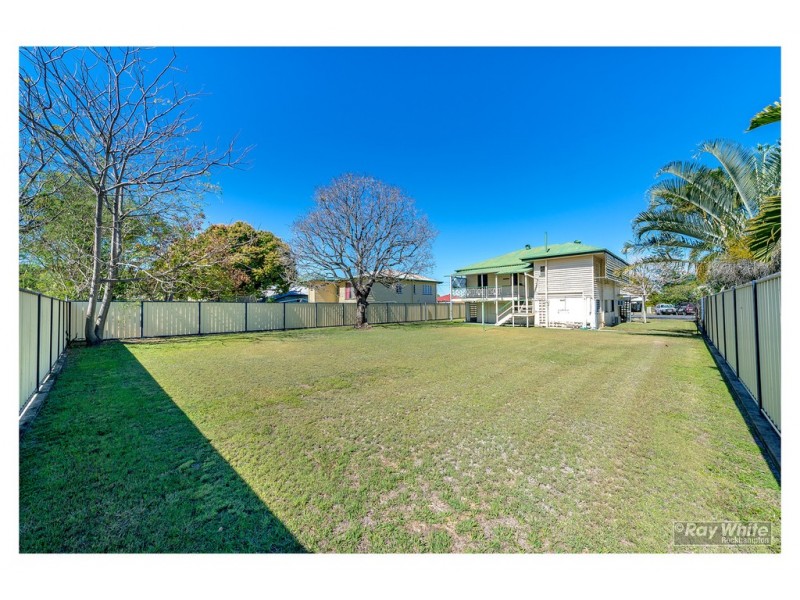17 Cowap Street, Park Avenue QLD 4701