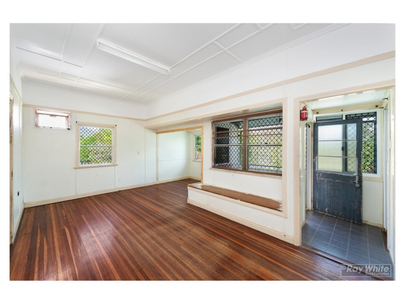 290 Rockonia Road, Koongal QLD 4701