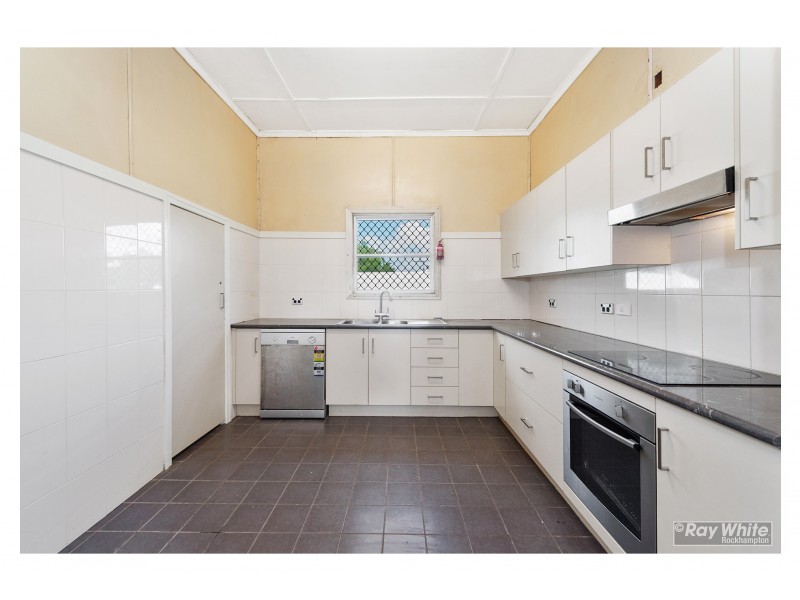 290 Rockonia Road, Koongal QLD 4701