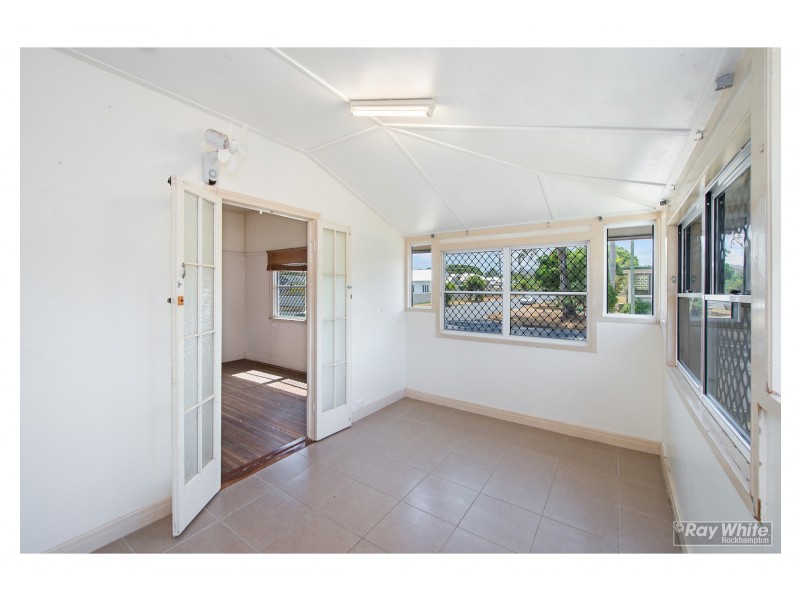 290 Rockonia Road, Koongal QLD 4701