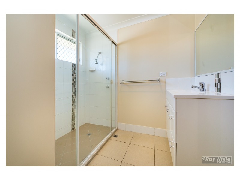 3 Tanner Court, Gracemere QLD 4702