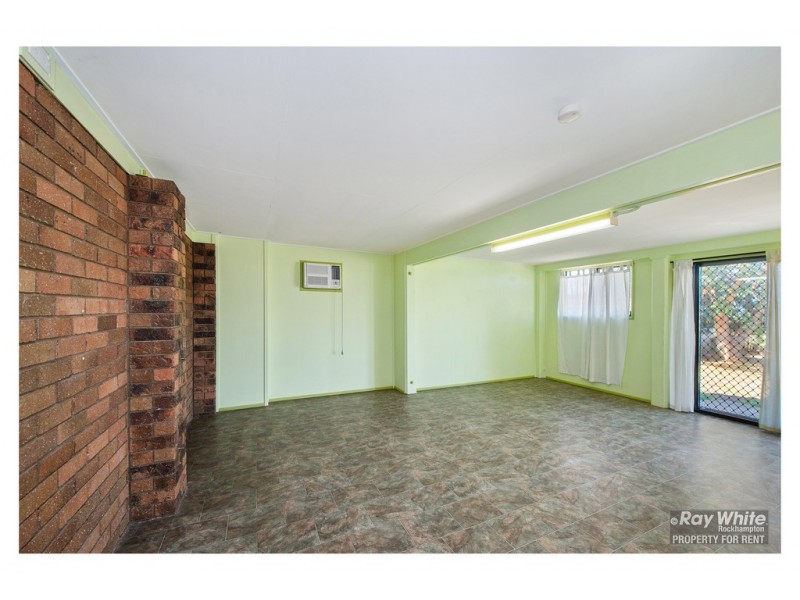 37 Cowan Street, Gracemere QLD 4702
