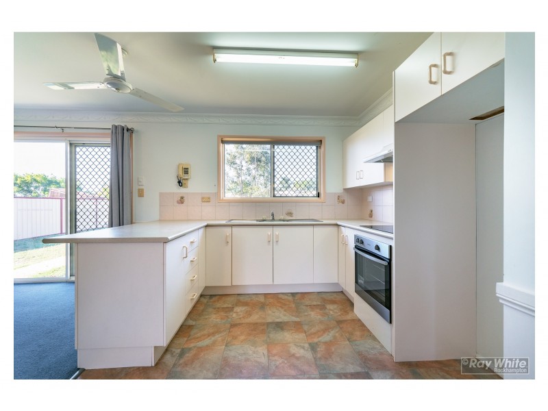 7 Deakin Close, Gracemere QLD 4702