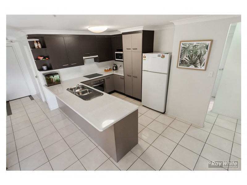 11 Gilmore Court, Gracemere QLD 4702