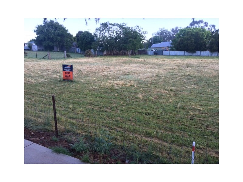 21 Campbell Street, Coolah NSW 2843