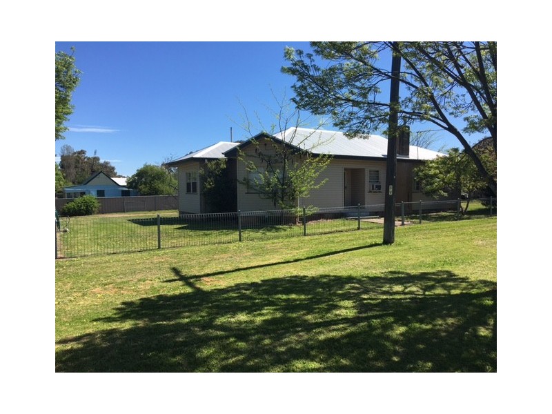 153 Binnia Street, Coolah NSW 2843
