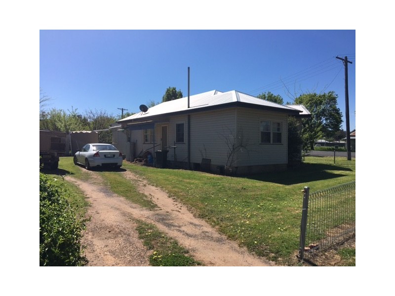 153 Binnia Street, Coolah NSW 2843