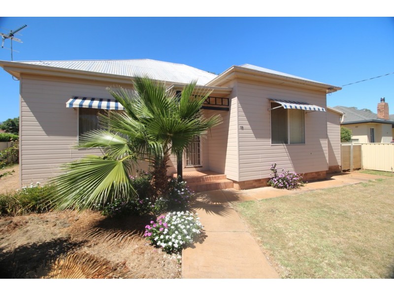 73 George Street, Gunnedah NSW 2380