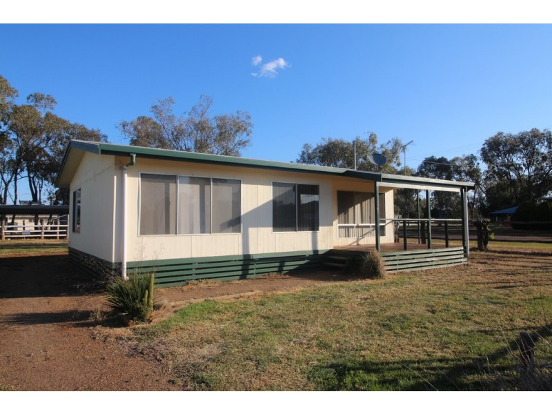 19 Pullaming Street, Curlewis NSW 2381