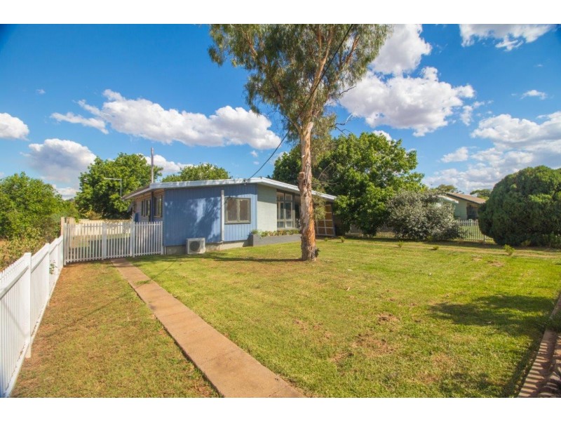 68 Wandobah Road, Gunnedah NSW 2380