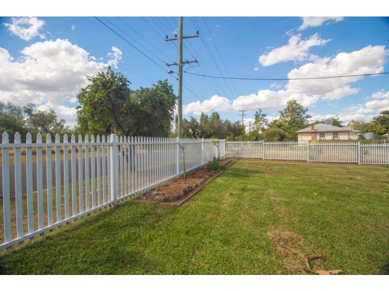 68 Wandobah Road, Gunnedah NSW 2380