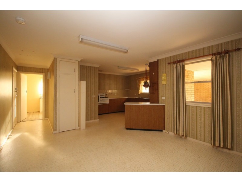 19 Breen Street, Gunnedah NSW 2380