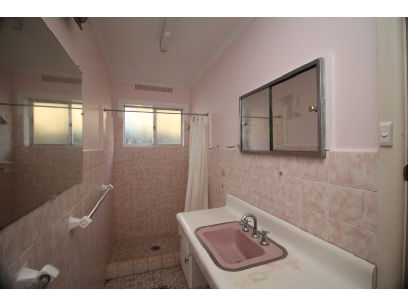 19 Breen Street, Gunnedah NSW 2380