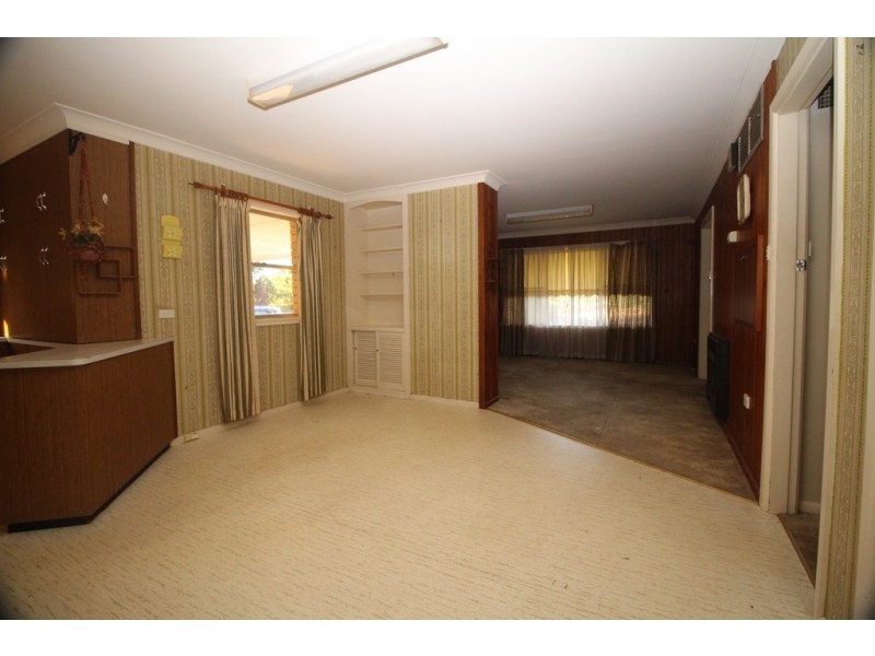 19 Breen Street, Gunnedah NSW 2380