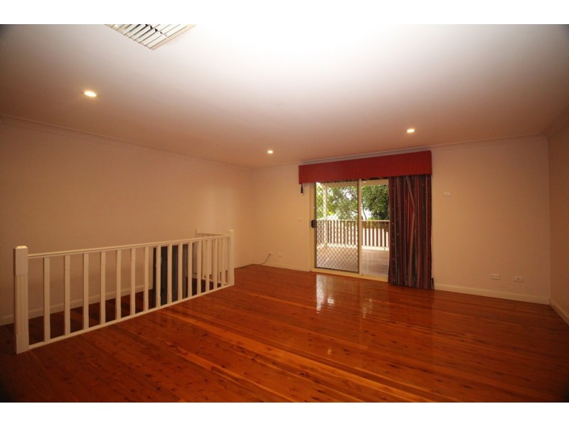 11 Hillcrest Road, Gunnedah NSW 2380