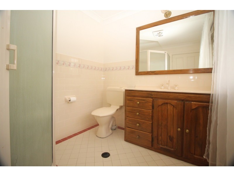 11 Hillcrest Road, Gunnedah NSW 2380