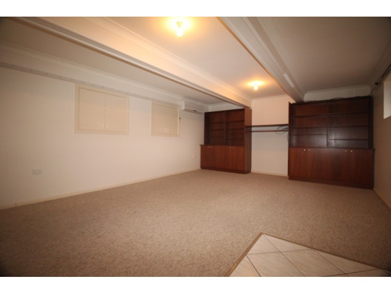 11 Hillcrest Road, Gunnedah NSW 2380