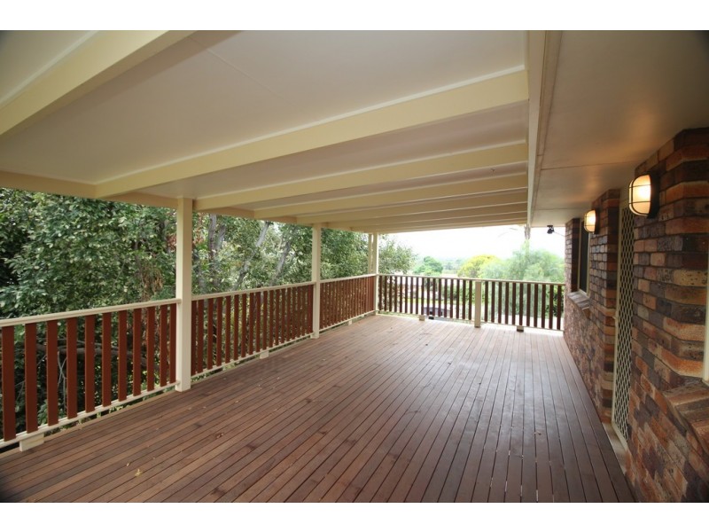 11 Hillcrest Road, Gunnedah NSW 2380