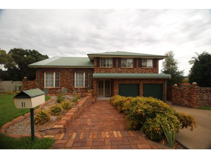 11 Hillcrest Road, Gunnedah NSW 2380