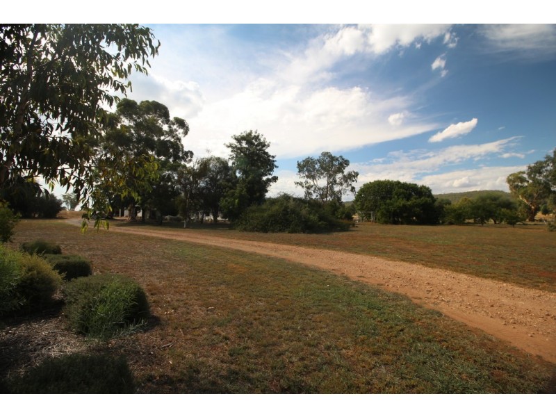 KIAMAH 367 Booloocooroo Road, Gunnedah NSW 2380