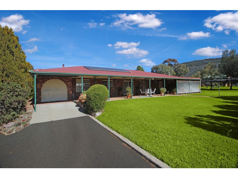 34 Galway Avenue, Gunnedah NSW 2380
