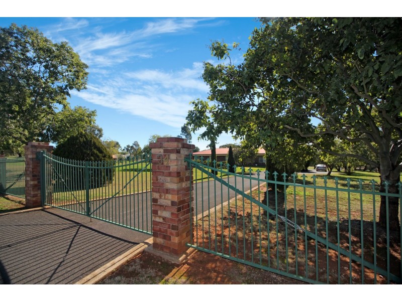 34 Galway Avenue, Gunnedah NSW 2380