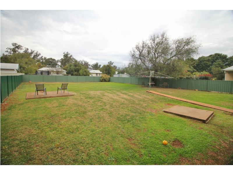 87 Edward Street, Gunnedah NSW 2380