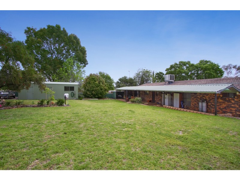 11 Linden Place, Gunnedah NSW 2380