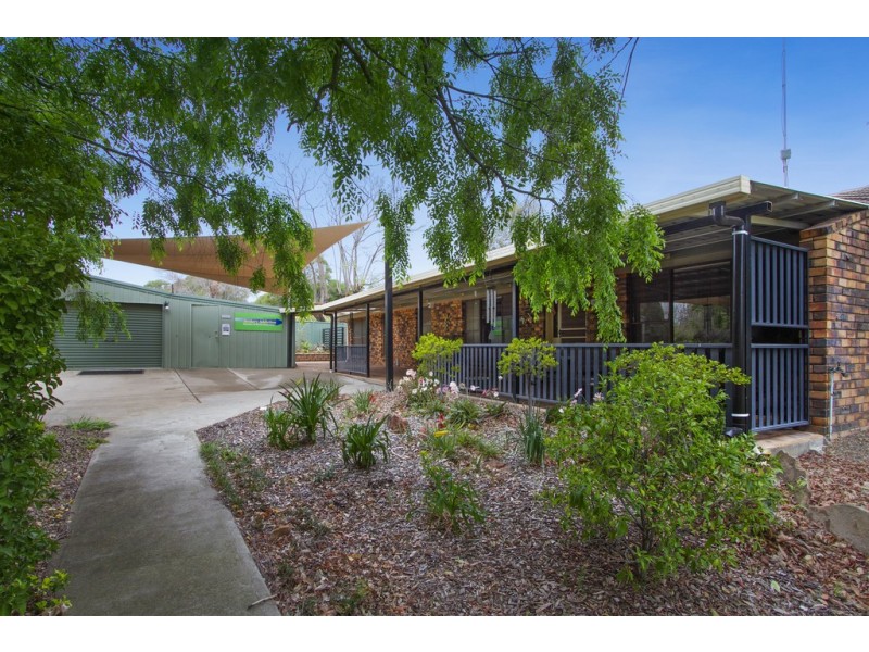 11 Linden Place, Gunnedah NSW 2380