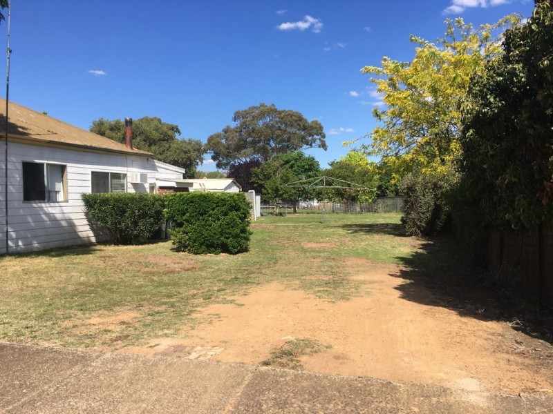 2 Oban Street, Coolah NSW 2843