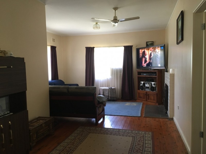 1 McLean Street, Coolah NSW 2843