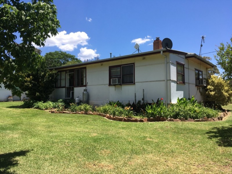 1 McLean Street, Coolah NSW 2843