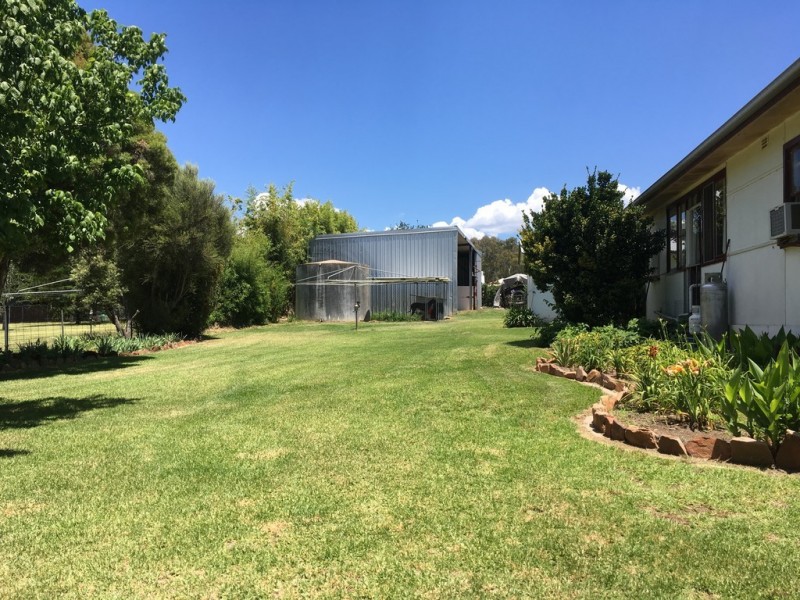 1 McLean Street, Coolah NSW 2843