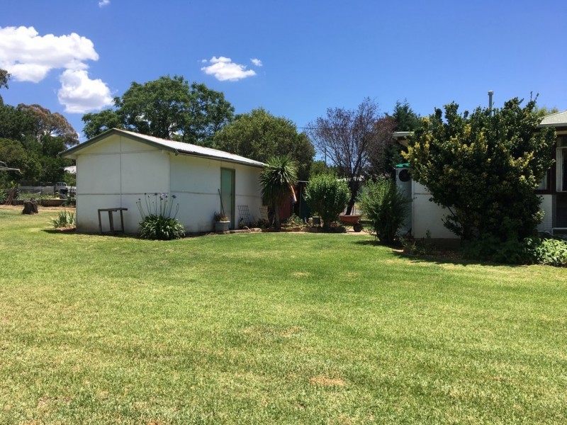 1 McLean Street, Coolah NSW 2843
