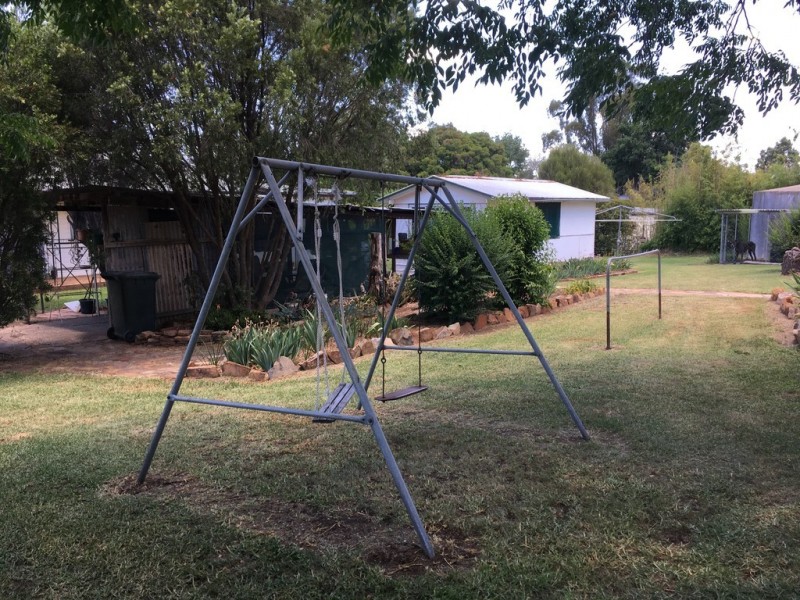 1 McLean Street, Coolah NSW 2843