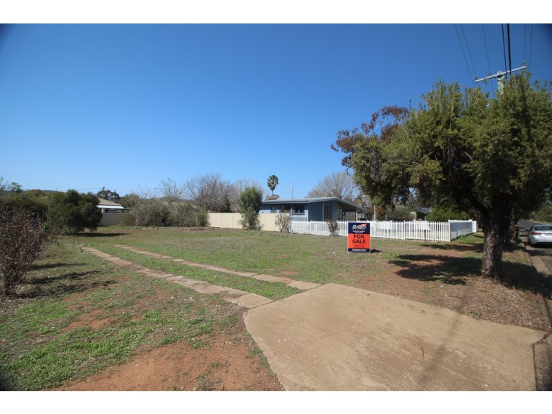 66 Wandobah Road, Gunnedah NSW 2380