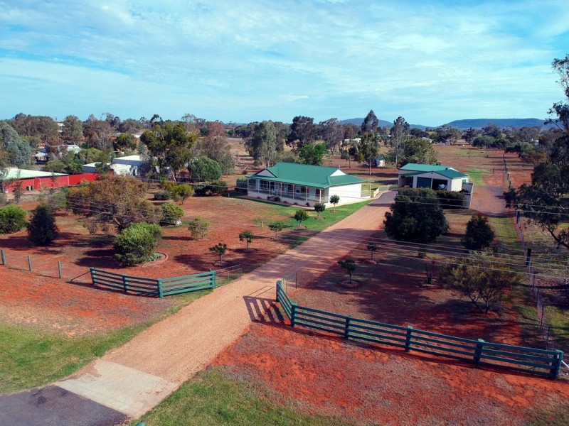 19 Galway Avenue, Gunnedah NSW 2380