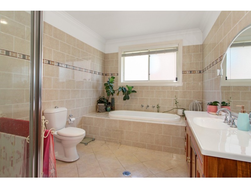23 Hinton Drive, Gunnedah NSW 2380